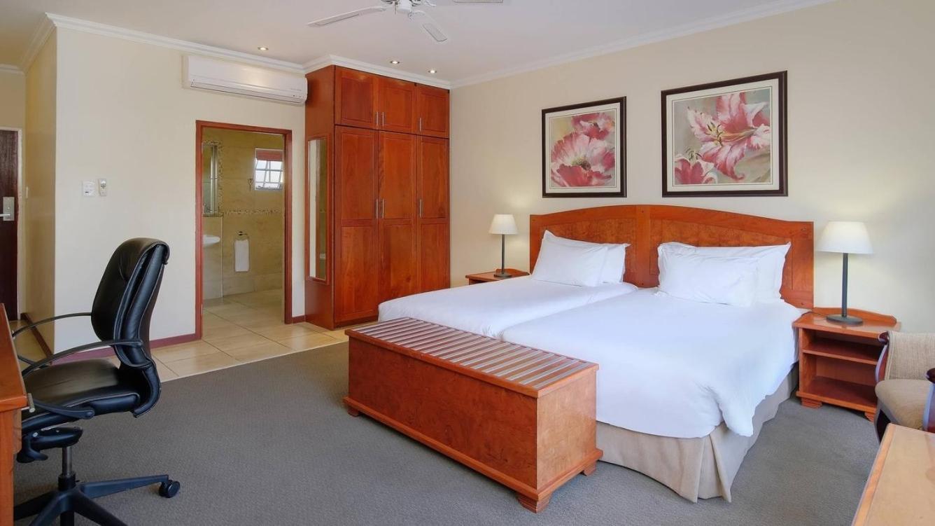 Protea Hotel By Marriott Polokwane Ranch Resort Dış mekan fotoğraf