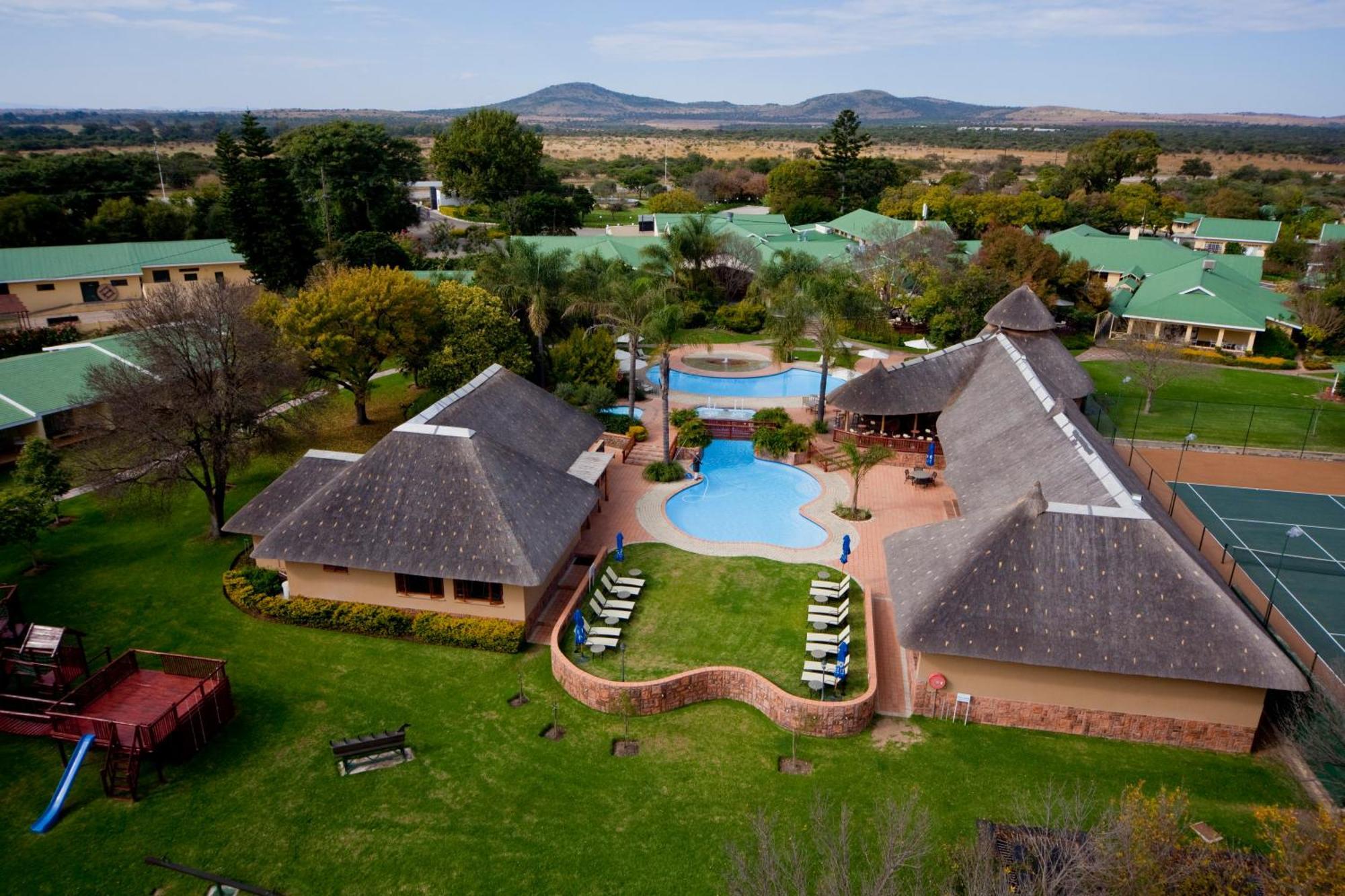 Protea Hotel By Marriott Polokwane Ranch Resort Dış mekan fotoğraf