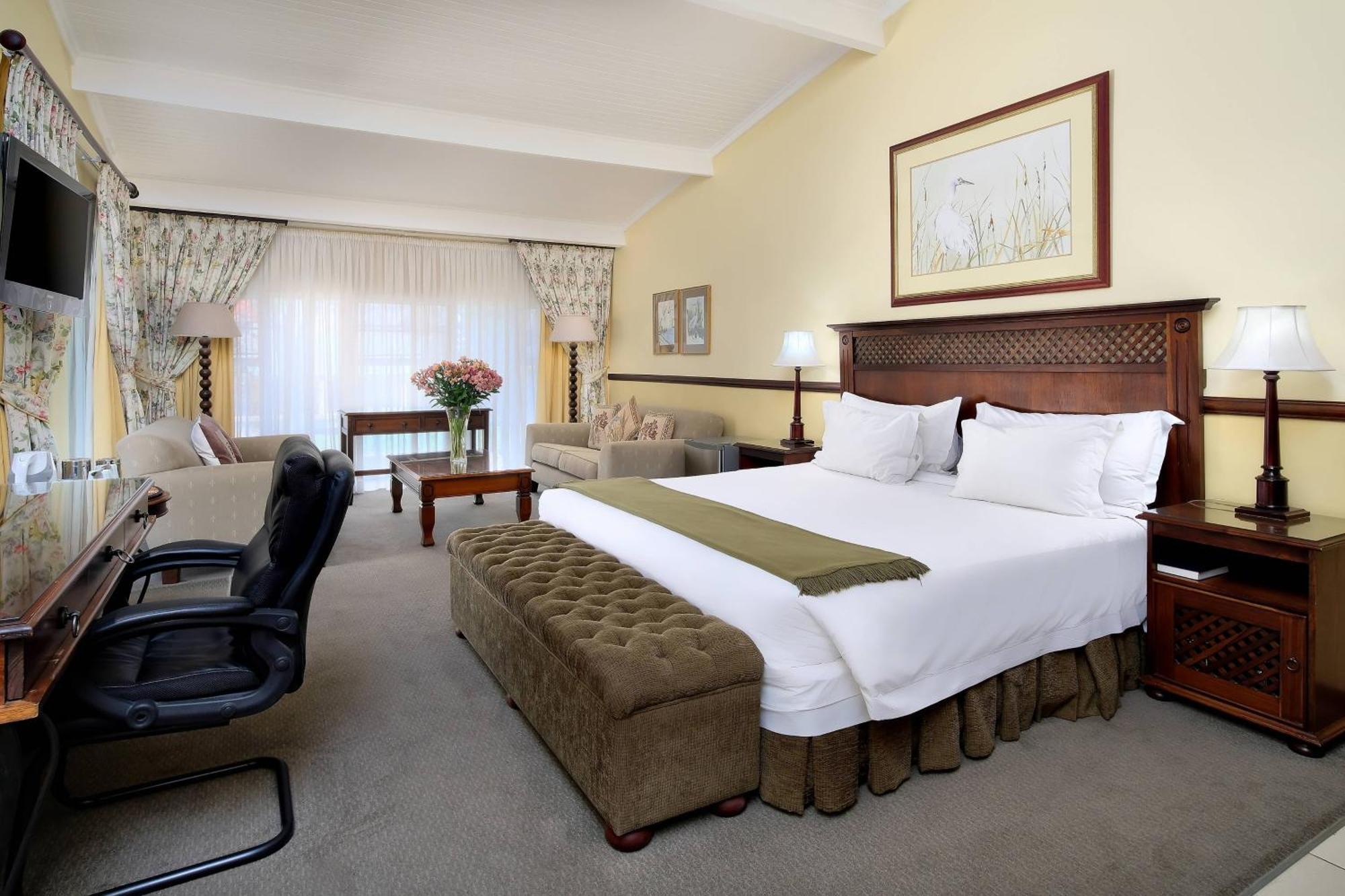 Protea Hotel By Marriott Polokwane Ranch Resort Dış mekan fotoğraf