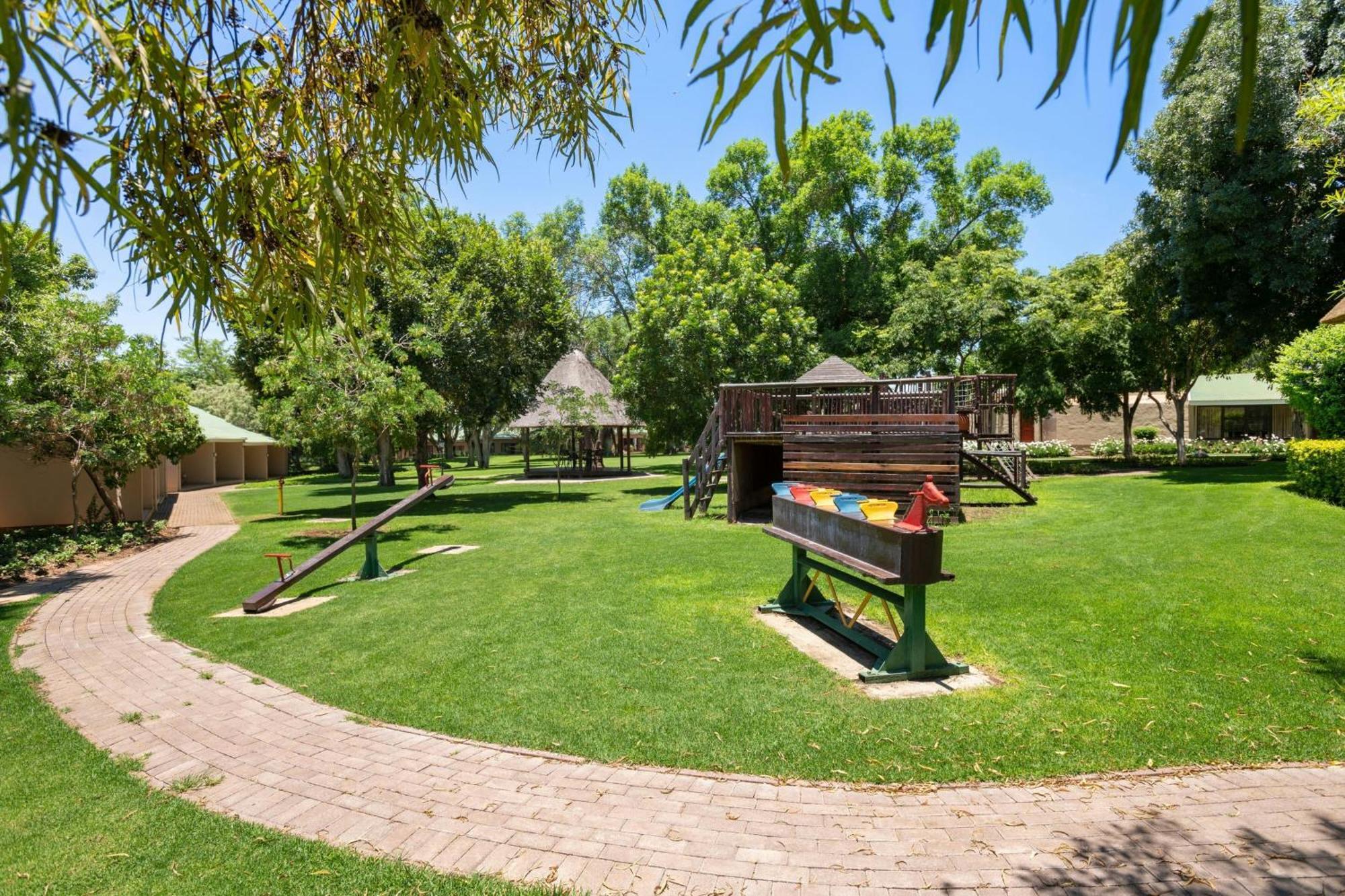 Protea Hotel By Marriott Polokwane Ranch Resort Dış mekan fotoğraf