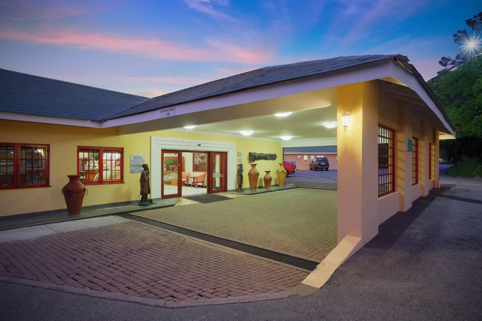 Protea Hotel By Marriott Polokwane Ranch Resort Dış mekan fotoğraf